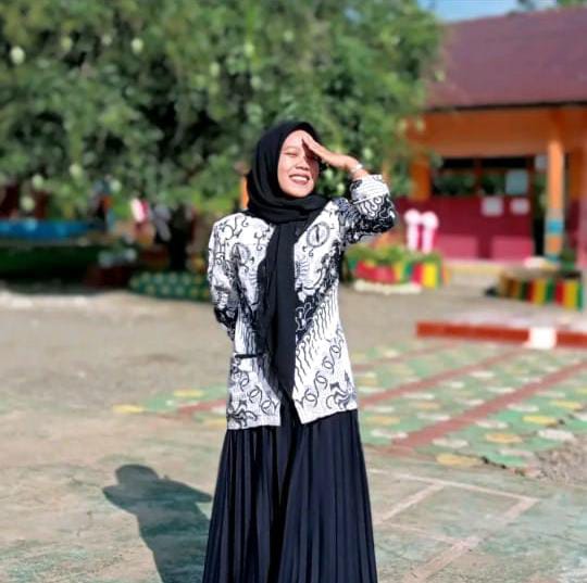 DIAN HARDIANTI,S.Pd